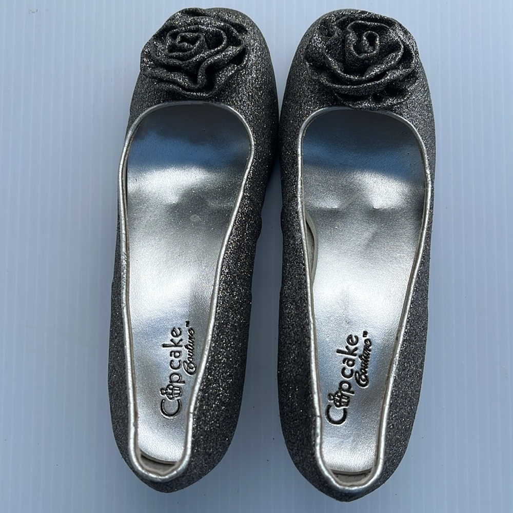 CUPCAKE COUTURE Girls “Party” Silver Glittering Shoes SZ: 3